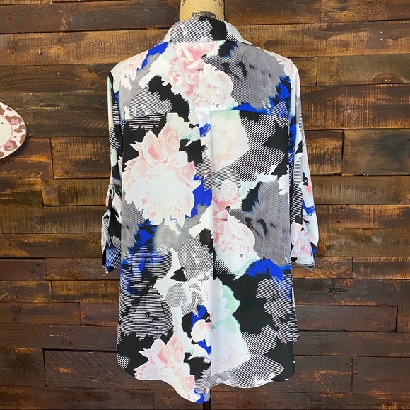 Worthington Woman’s Button Down Top - Picture 5 of 10